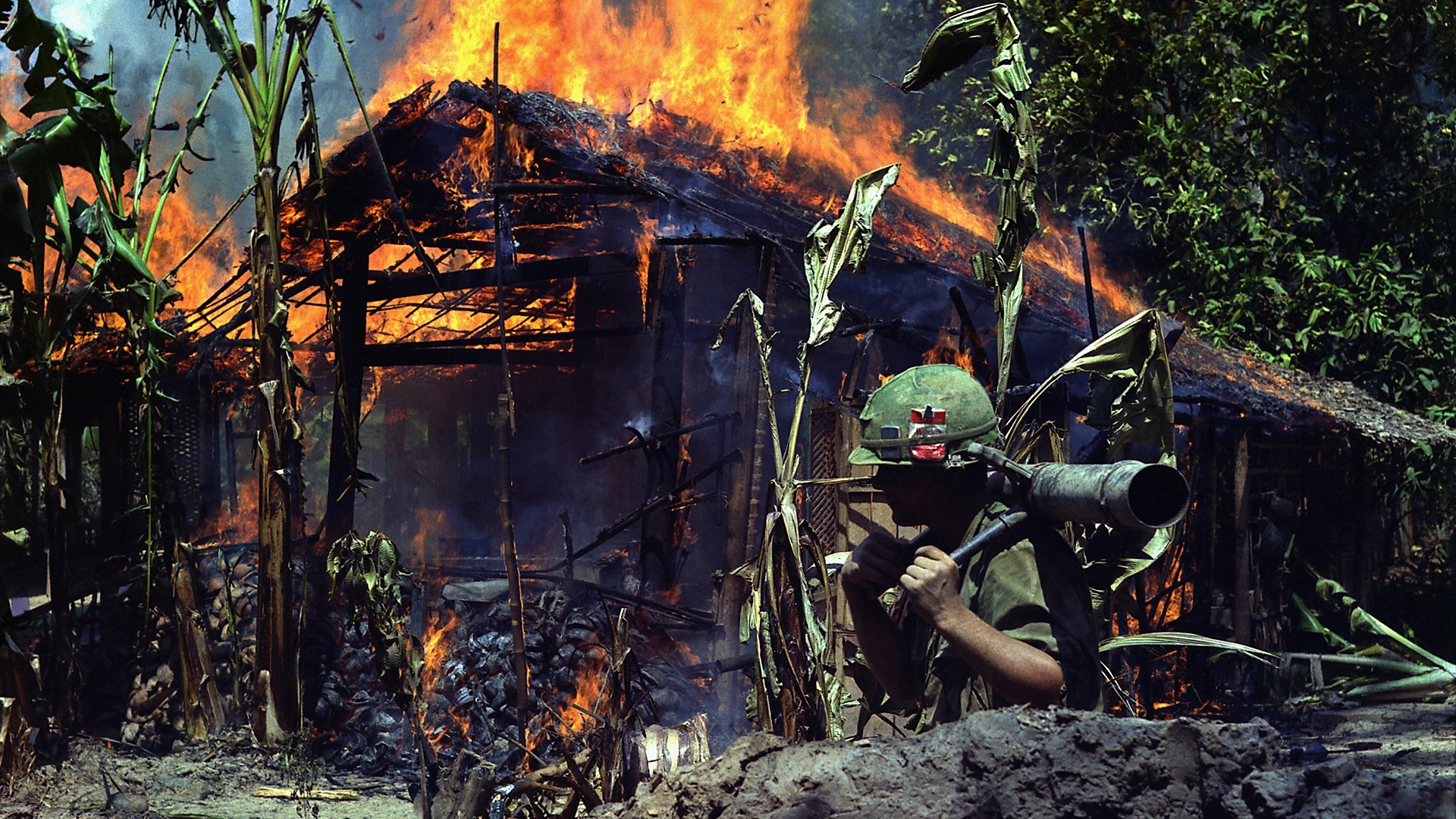 US soldiers burning house Vietnam